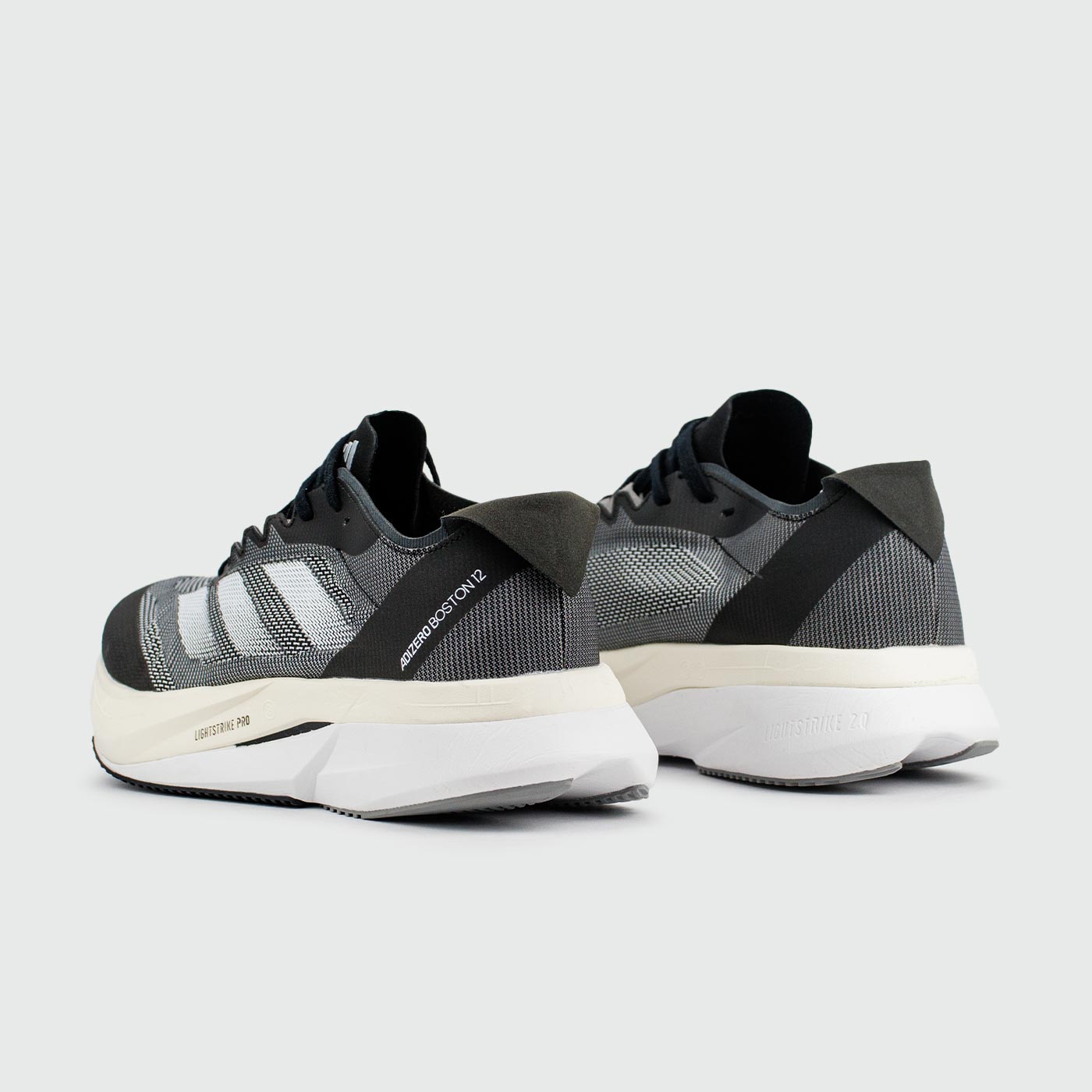 Кроссовки Adidas Adizero Boston 12 Black White Кроссовки Adidas Adizero Boston 12 Black White