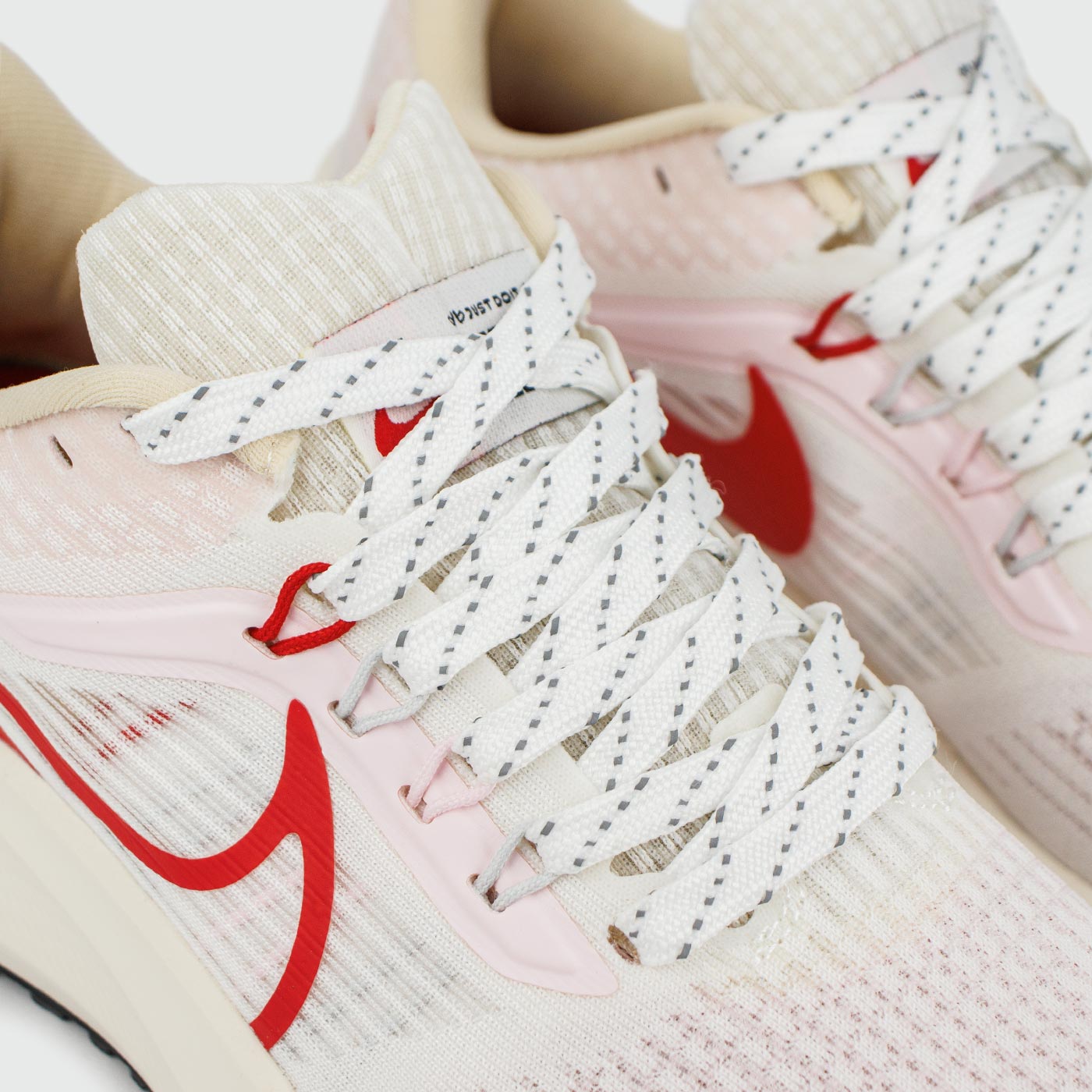 Кроссовки Nike Air Zoom Pegasus 39 White Red Кроссовки Nike Air Zoom Pegasus 39 White Red