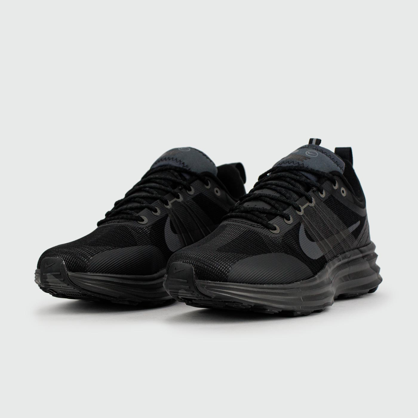 Кроссовки Nike Lunar Roam Triple Black Кроссовки Nike Lunar Roam Triple Black
