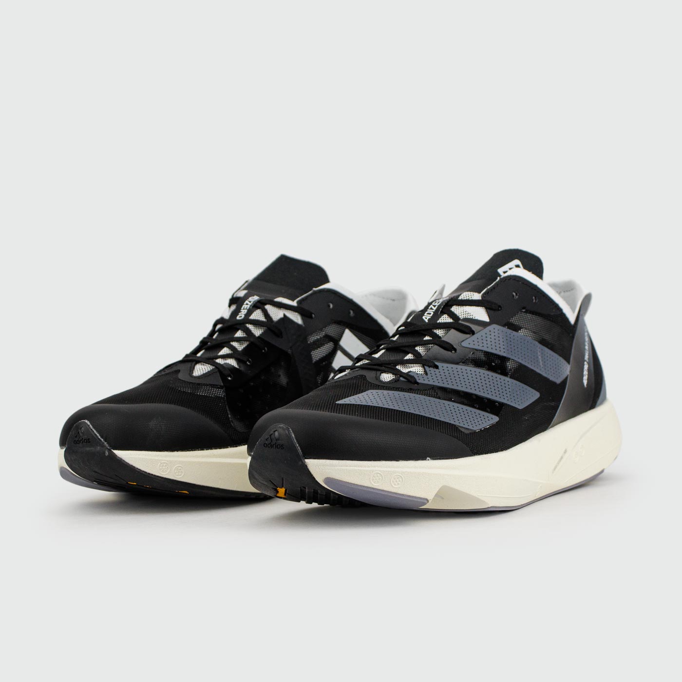 Кроссовки Adidas Adizero Takumi Sen 9 Black / White Кроссовки Adidas Adizero Takumi Sen 9 Black / White