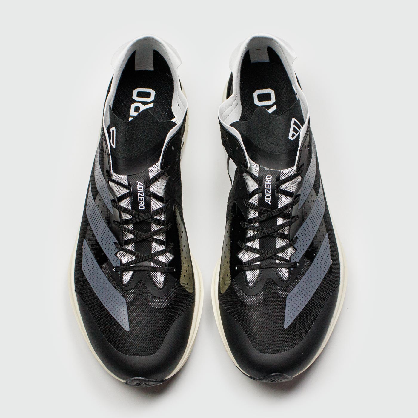Кроссовки Adidas Adizero Takumi Sen 9 Black / White Кроссовки Adidas Adizero Takumi Sen 9 Black / White
