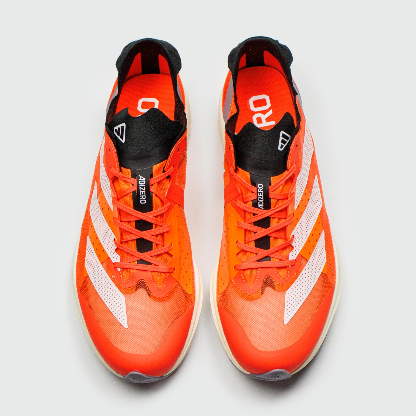 Кроссовки Adidas Adizero Takumi Sen 9 Red / White Кроссовки Adidas Adizero Takumi Sen 9 Red / White