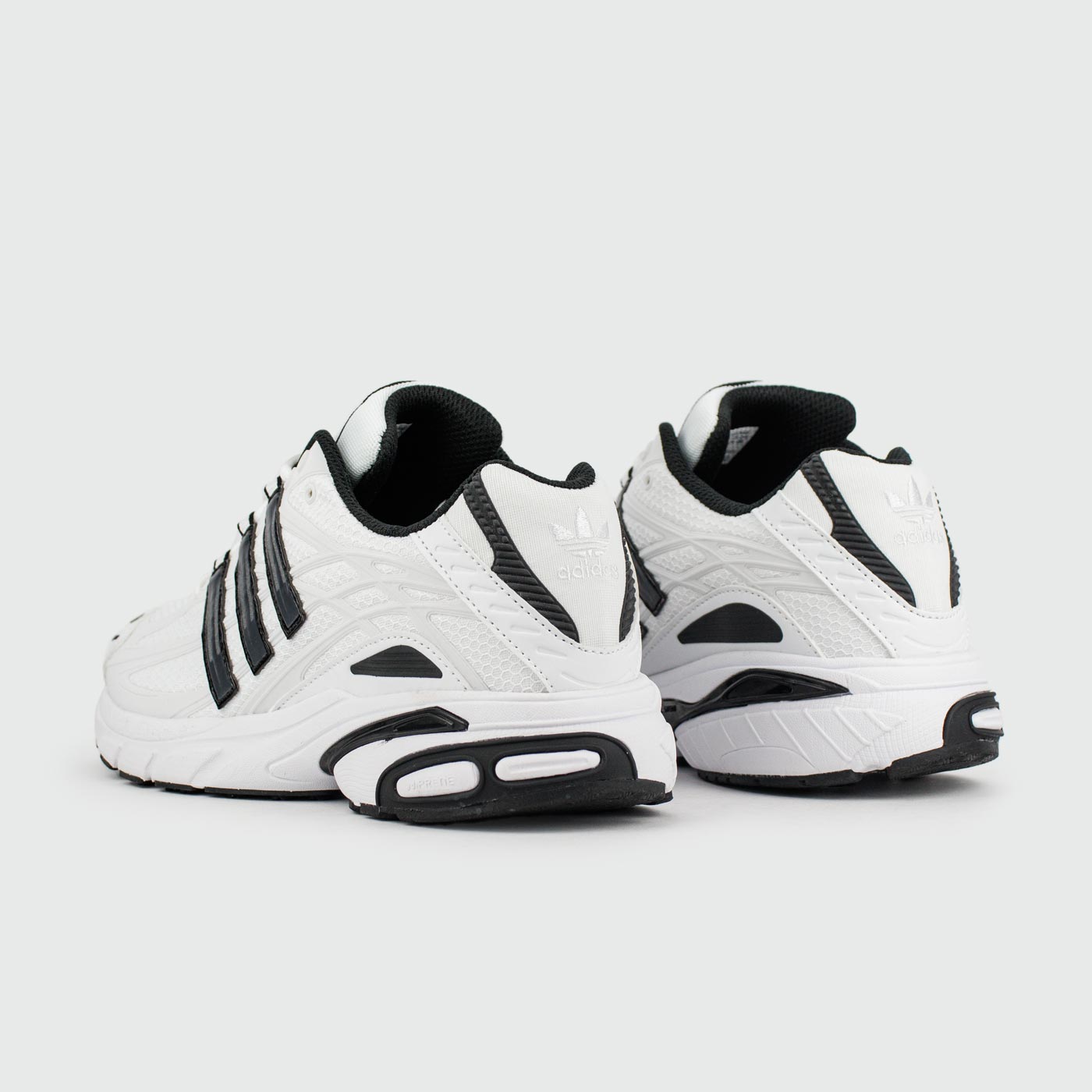 Кроссовки Adidas Adistar Cushion 3 White Black Кроссовки Adidas Adistar Cushion 3 White Black