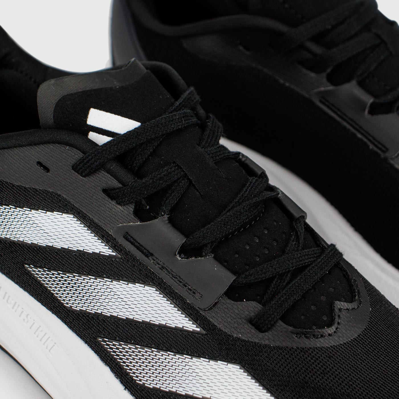 Кроссовки Adidas Duramo Speed Black / White Кроссовки Adidas Duramo Speed Black / White
