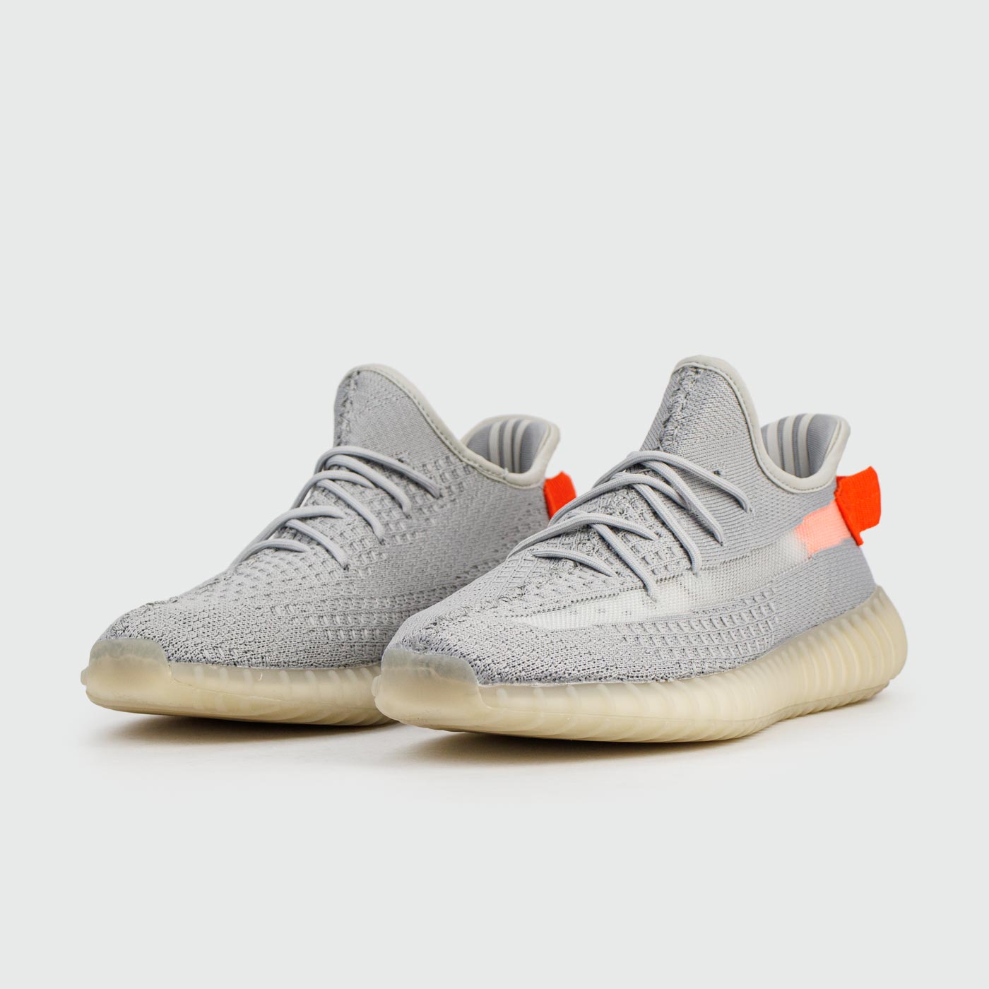 Кроссовки Adidas Yeezy 350 boost v2 Tail Light Кроссовки Adidas Yeezy 350 boost v2 Tail Light