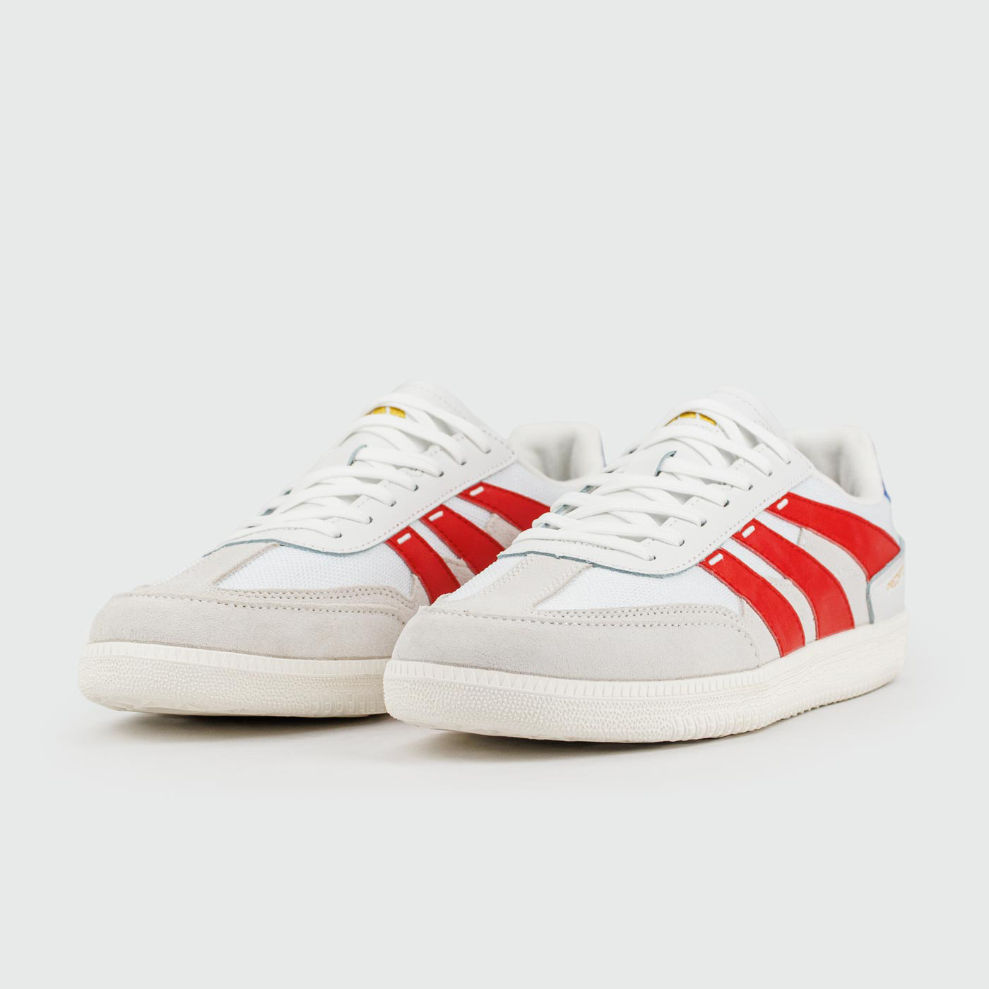 Футзалки Adidas Predator Freestyle White Red Футзалки Adidas Predator Freestyle White Red