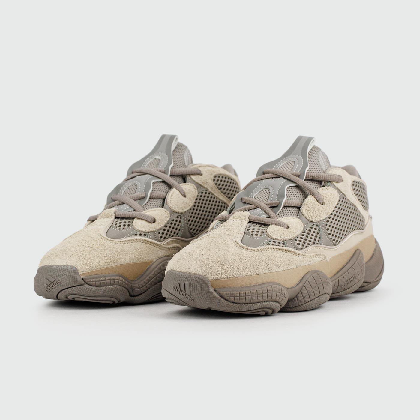 Кроссовки Adidas Yeezy Boost 500 Beige Grey Wmns Кроссовки Adidas Yeezy Boost 500 Beige Grey Wmns
