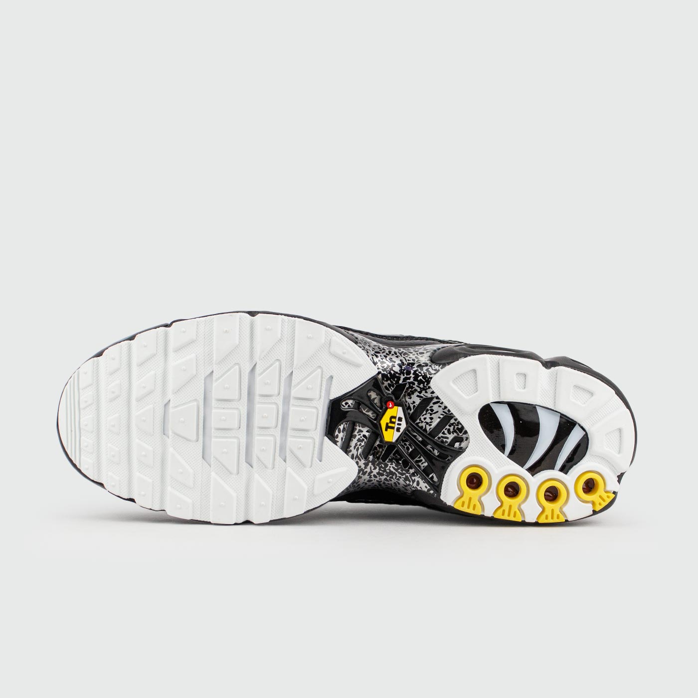 Кроссовки Nike Air Max Plus Tn Black / White Snake Кроссовки Nike Air Max Plus Tn Black / White Snake