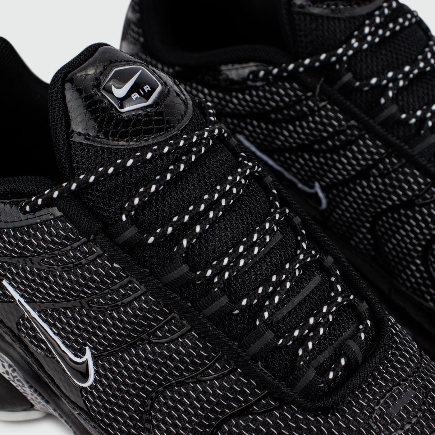 Кроссовки Nike Air Max Plus Tn Black / White Snake Кроссовки Nike Air Max Plus Tn Black / White Snake