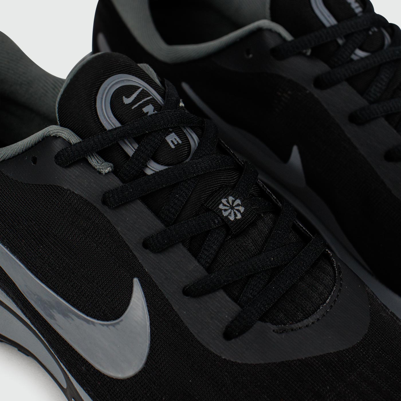 Кроссовки Nike Journey Run Black Кроссовки Nike Journey Run Black