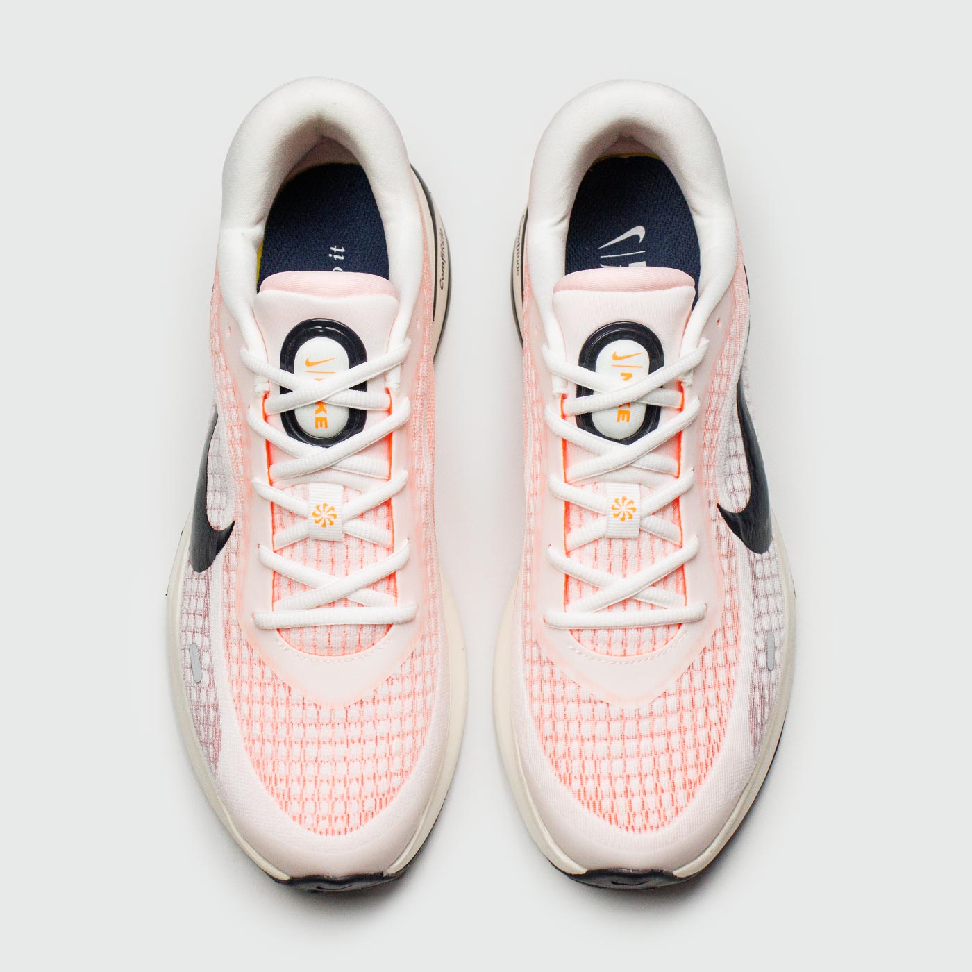 Кроссовки Nike Journey Run White / Orange Кроссовки Nike Journey Run White / Orange