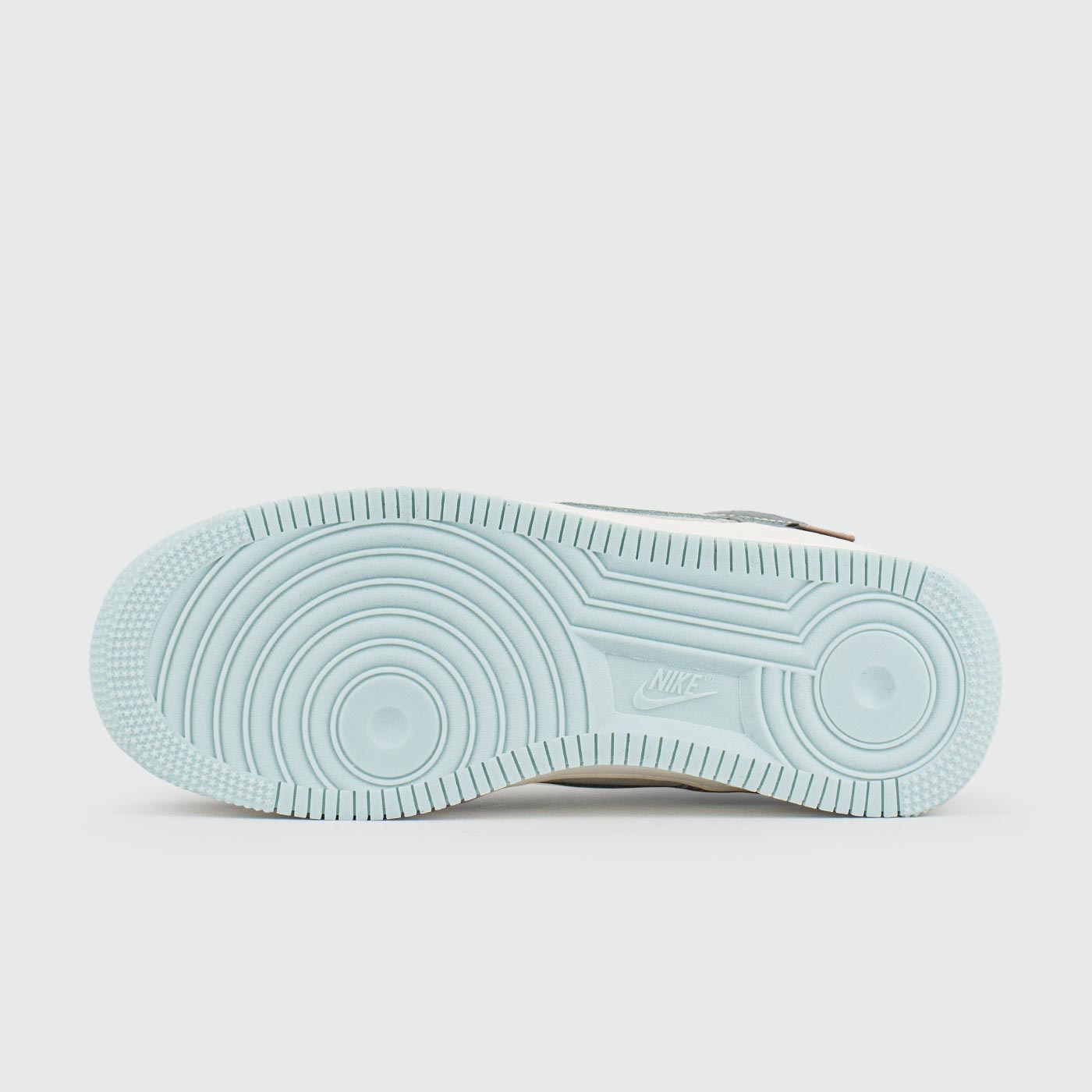 Кроссовки Nike Air Force 1 Mid Grey / White Blue Ftwr. with Fur Wmns Кроссовки Nike Air Force 1 Mid Grey / White Blue Ftwr. with Fur Wmns