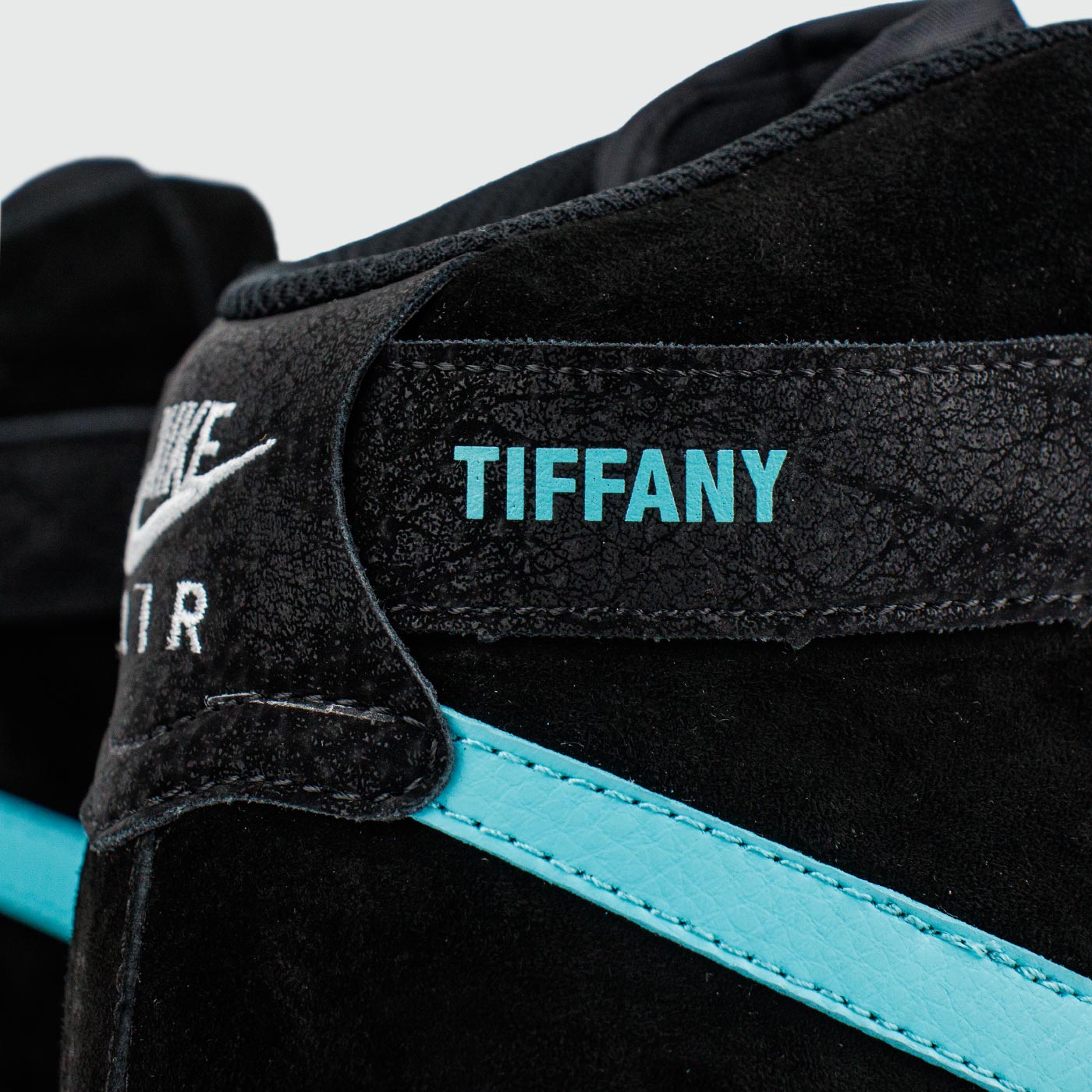 Кроссовки Nike Air Force 1 Mid Tiffany Кроссовки Nike Air Force 1 Mid Tiffany