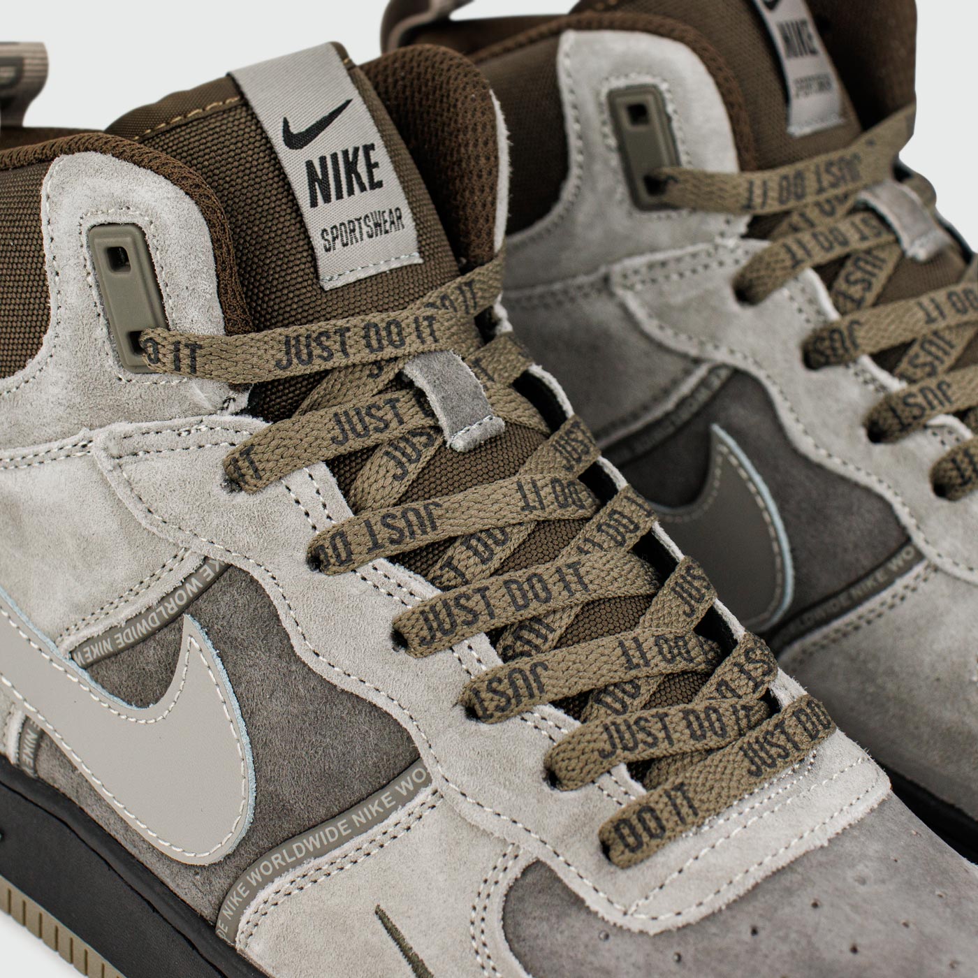 Кроссовки Nike Air Force 1 Mid L.Grey / Black Ftwr with Fur Кроссовки Nike Air Force 1 Mid L.Grey / Black Ftwr with Fur