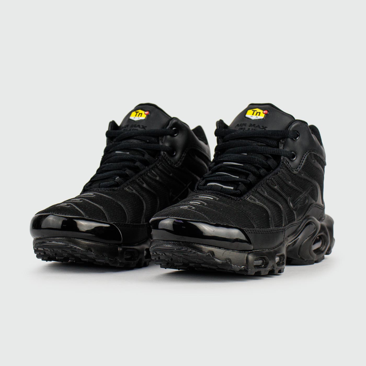 Кроссовки Nike Air Max Plus Tn Mid Black Wmns with Fur Кроссовки Nike Air Max Plus Tn Mid Black Wmns with Fur