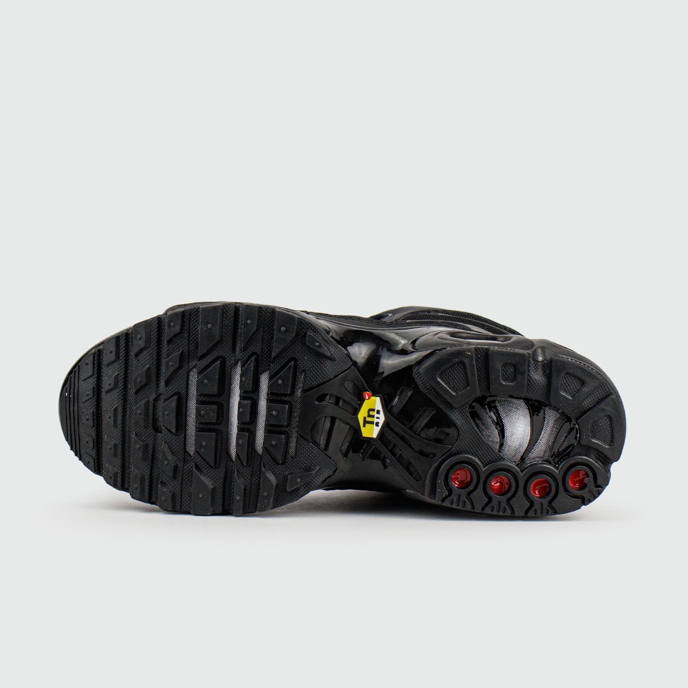 Кроссовки Nike Air Max Plus Tn Mid Black Wmns with Fur Кроссовки Nike Air Max Plus Tn Mid Black Wmns with Fur