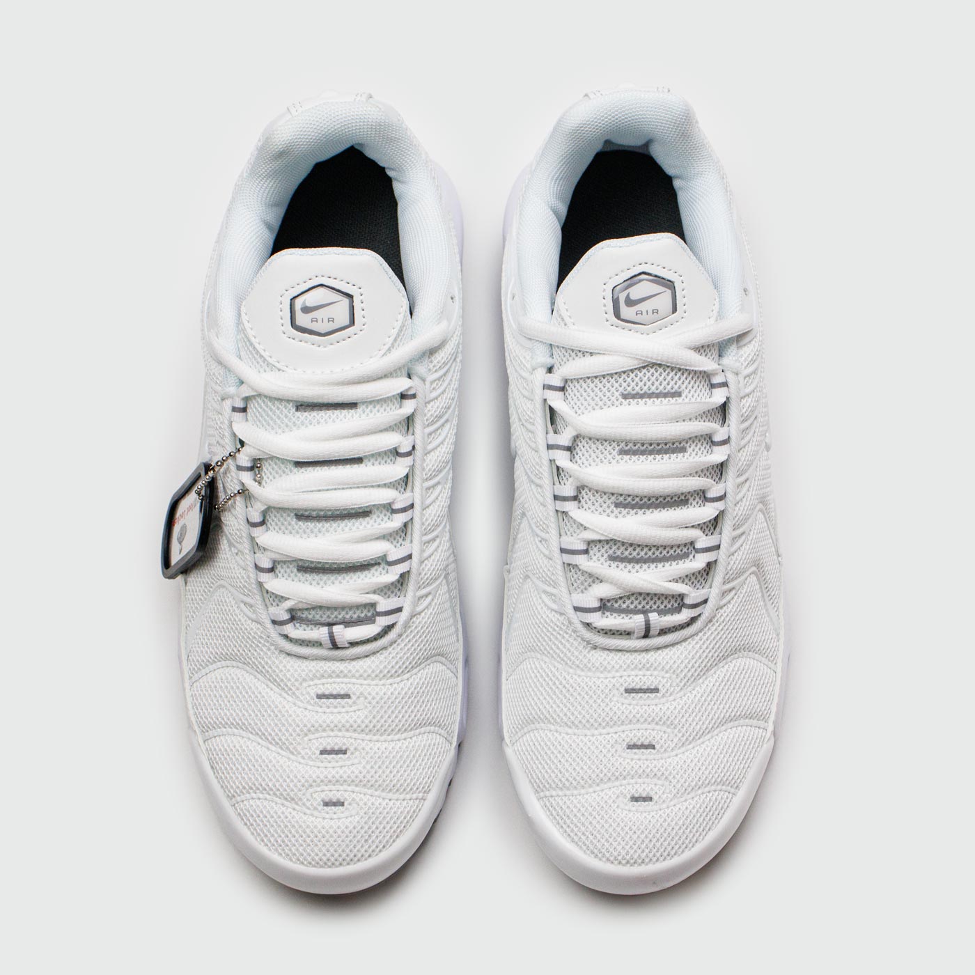 Кроссовки Nike Air Max Plus Tn x Foot Locker White Кроссовки Nike Air Max Plus Tn x Foot Locker White