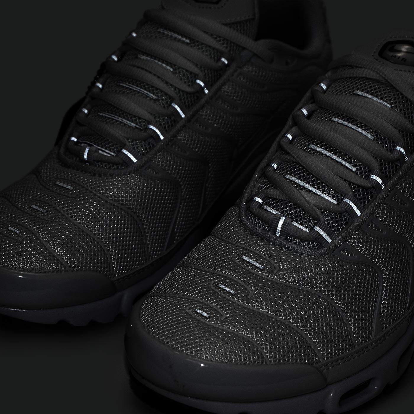 Кроссовки Nike Air Max Plus Tn x Foot Locker White Кроссовки Nike Air Max Plus Tn x Foot Locker White