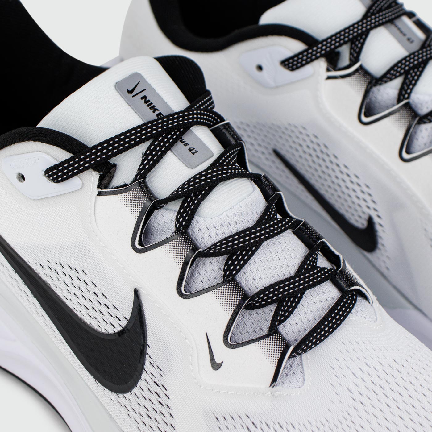 Кроссовки Nike Pegasus 41 White Black Кроссовки Nike Pegasus 41 White Black