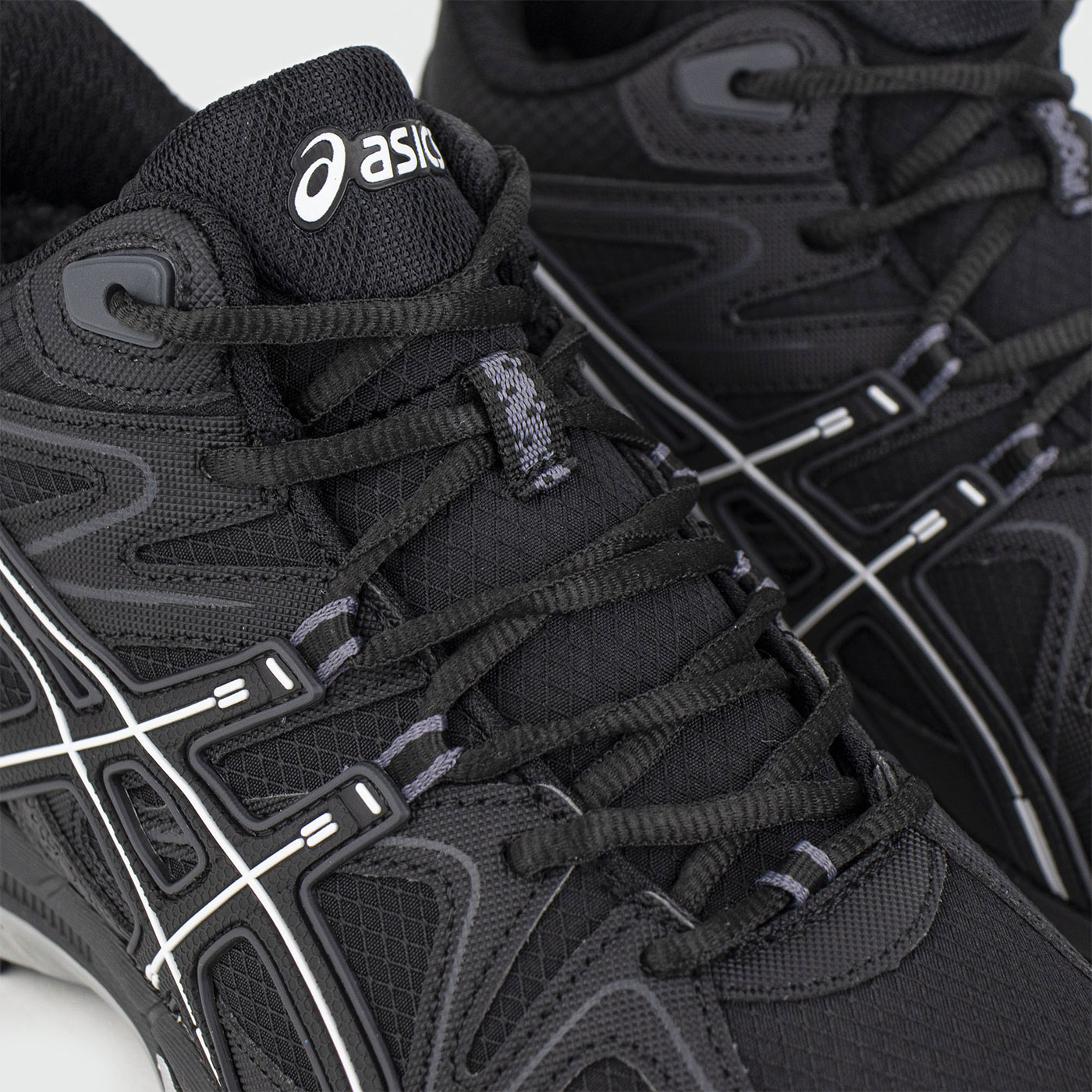Кроссовки Asics Gel-Kahana 8 Mid Black Grey Wmns with Fur